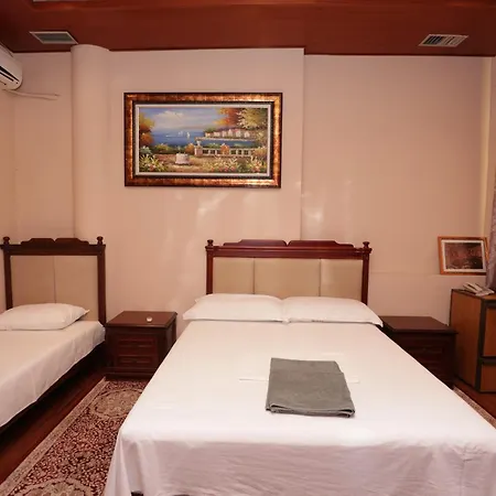Hotel Serenata Korcare Resort 4*