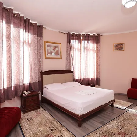 فندق Serenata Korcare Mirash