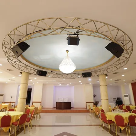 Serenata Korcare Resort 4* Mirash