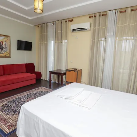 Serenata Korcare 4*