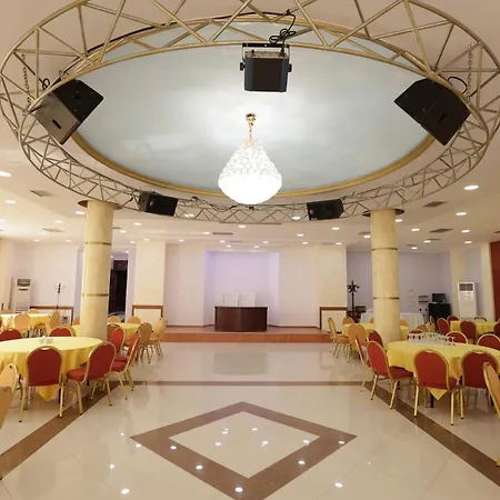 Serenata Korcare فندق