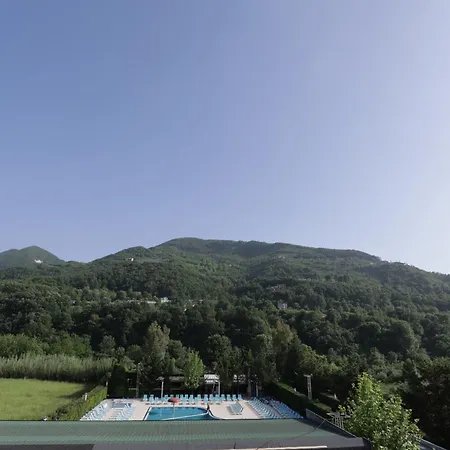 Serenata Korcare Resort 酒店 4*