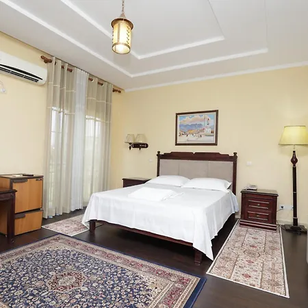 فندق Mema Mirash