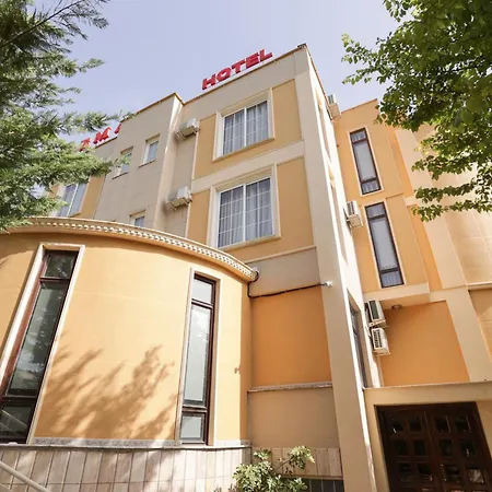 Serenata Korcare Resort Ξενοδοχείο